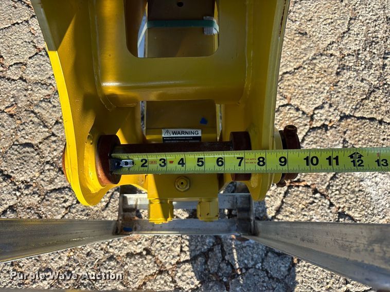 image for item FG0715 Lyals ALS680 breaker