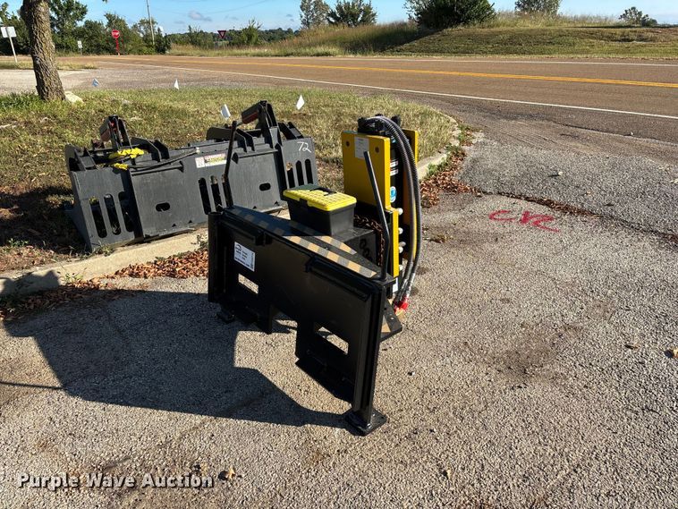 image for item FG0716 Lyals ALS680 skid steer post driver