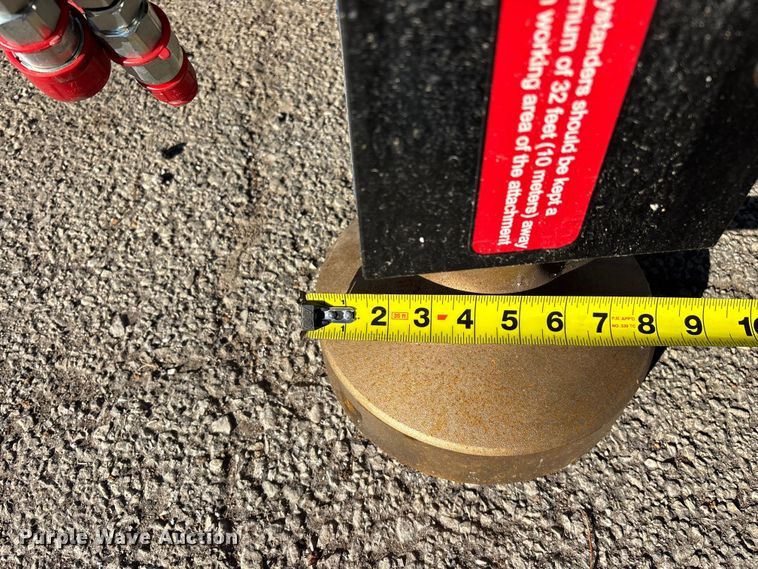 image for item FG0716 Lyals ALS680 skid steer post driver