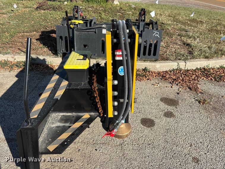 image for item FG0716 Lyals ALS680 skid steer post driver