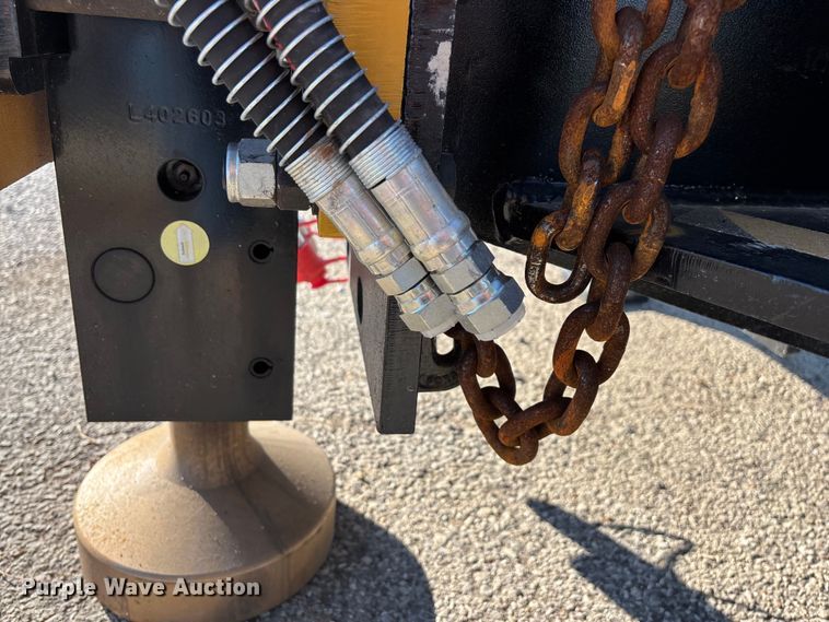 image for item FG0716 Lyals ALS680 skid steer post driver
