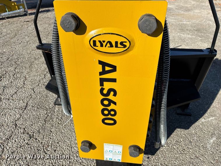 image for item FG0717 Lyals ALS680 skid steer post driver