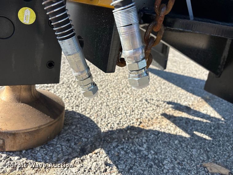 image for item FG0717 Lyals ALS680 skid steer post driver