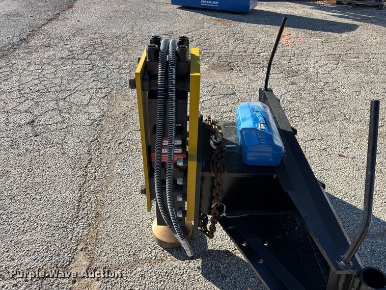 image for item FG0717 Lyals ALS680 skid steer post driver
