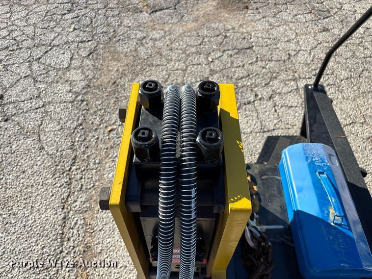 image for item FG0717 Lyals ALS680 skid steer post driver