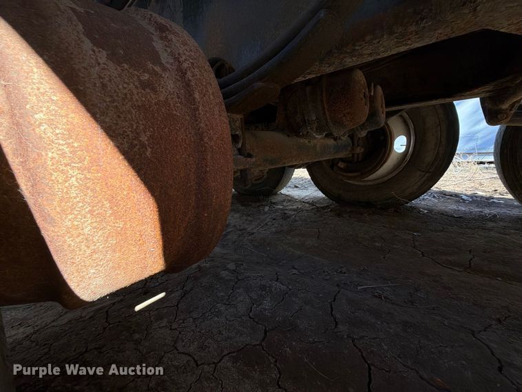 image for item FI0389 1996 Williamsen  Truck equipment  QQT end dump pup trailer