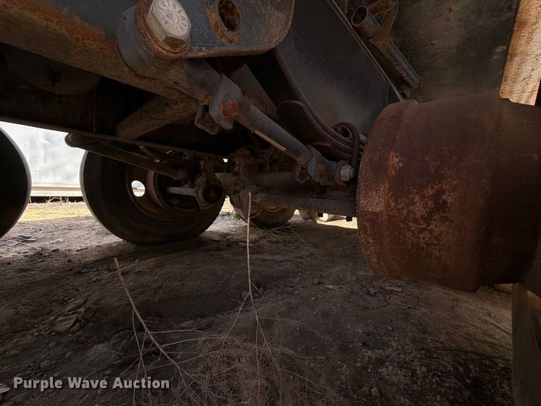image for item FI0389 1996 Williamsen  Truck equipment  QQT end dump pup trailer