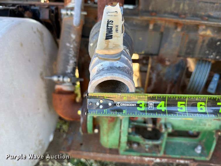 image for item FI0393 2001 Mack CH613 water truck