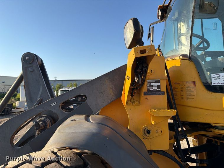 image for item FI0417 2020 Volvo L90H wheel loader