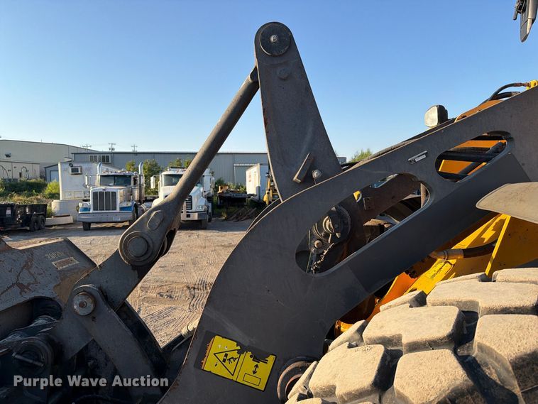 image for item FI0417 2020 Volvo L90H wheel loader