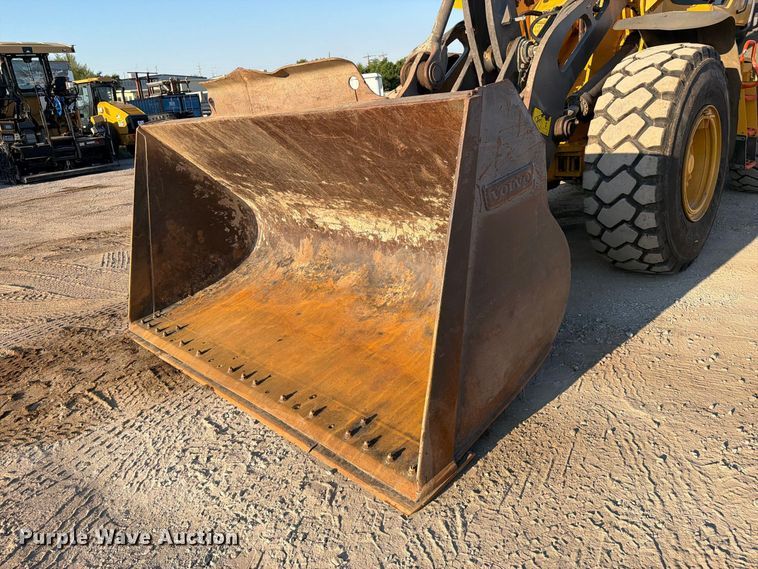 image for item FI0417 2020 Volvo L90H wheel loader