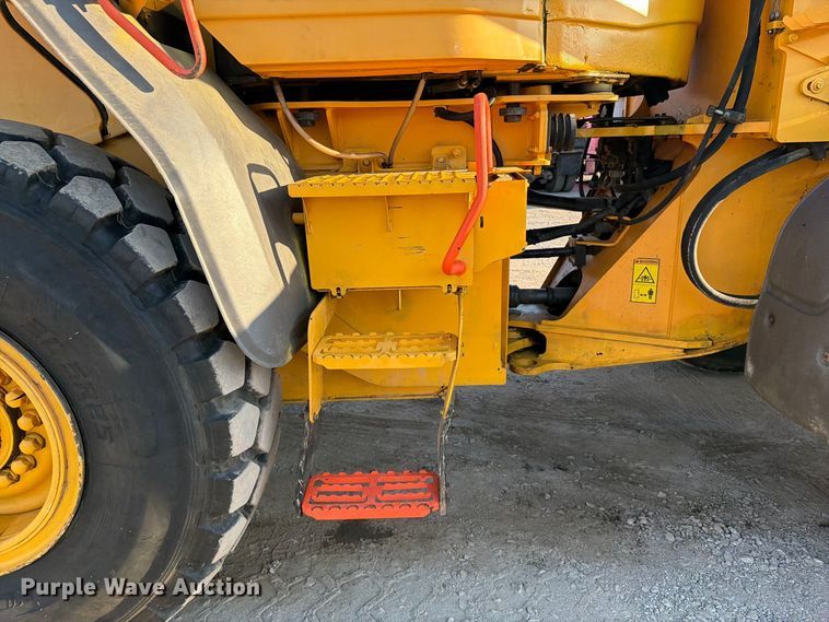 image for item FI0417 2020 Volvo L90H wheel loader