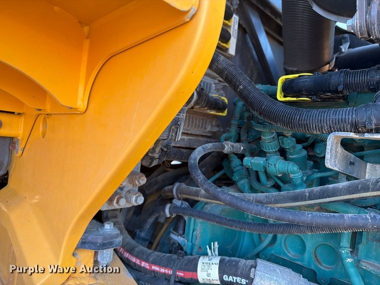 image for item FI0417 2020 Volvo L90H wheel loader