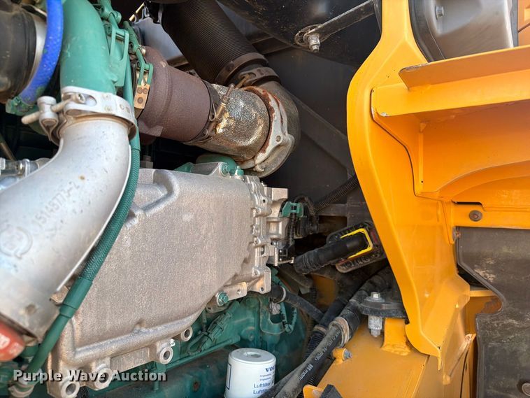 image for item FI0417 2020 Volvo L90H wheel loader