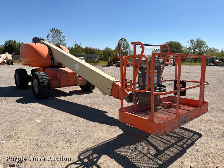 image for item FI0418 2008 JLG 600S boom lift