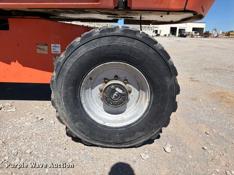 image for item FI0418 2008 JLG 600S boom lift