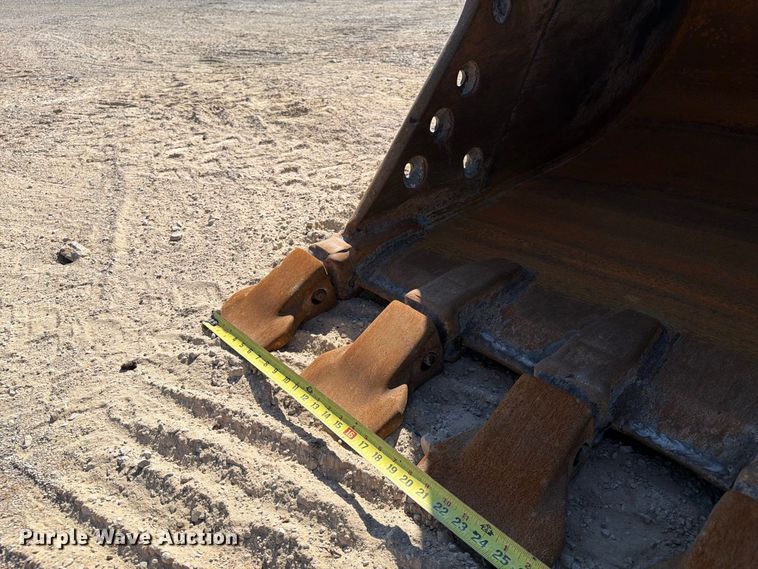 image for item FI0419 2013 Caterpillar 320E L excavator