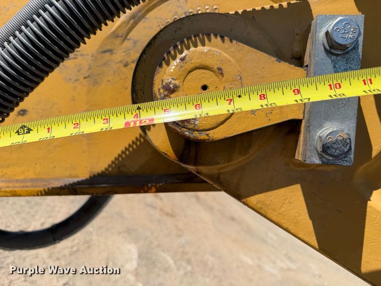 image for item FI0419 2013 Caterpillar 320E L excavator