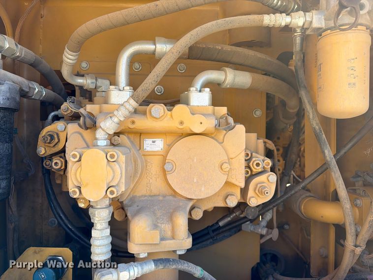 image for item FI0419 2013 Caterpillar 320E L excavator