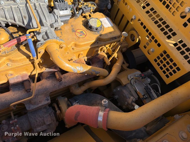 image for item FI0419 2013 Caterpillar 320E L excavator