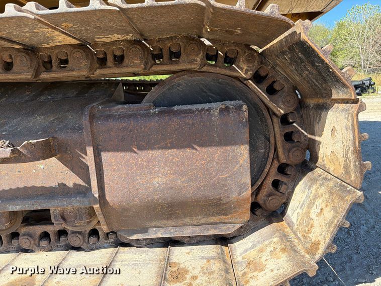 image for item FI0419 2013 Caterpillar 320E L excavator