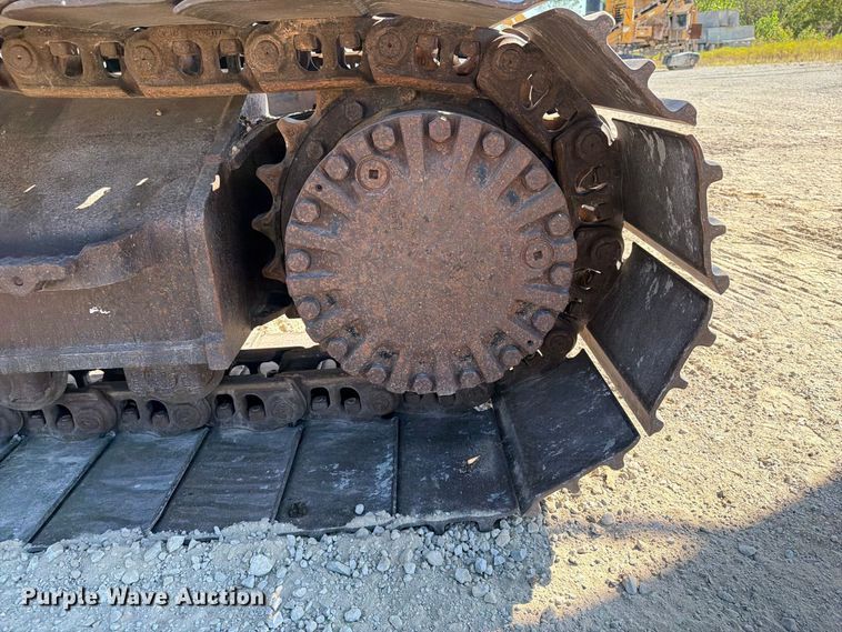 image for item FI0419 2013 Caterpillar 320E L excavator