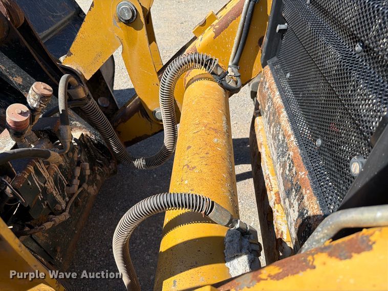 image for item FI0420 2016 Caterpillar 420F2IT backhoe