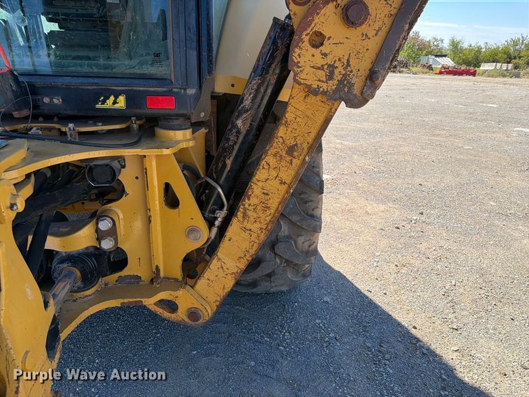 image for item FI0420 2016 Caterpillar 420F2IT backhoe