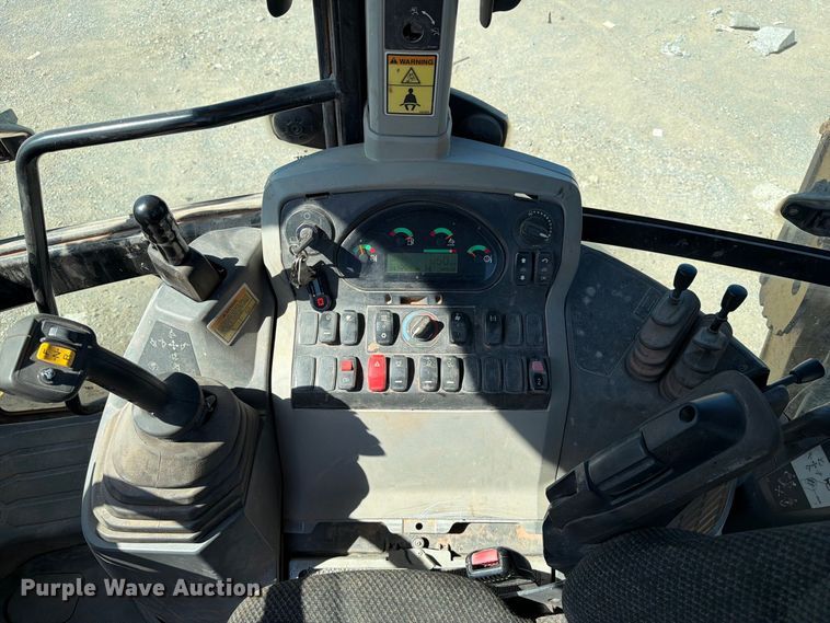 image for item FI0420 2016 Caterpillar 420F2IT backhoe