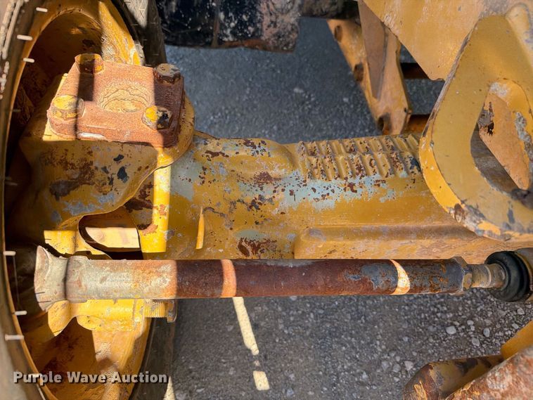image for item FI0420 2016 Caterpillar 420F2IT backhoe