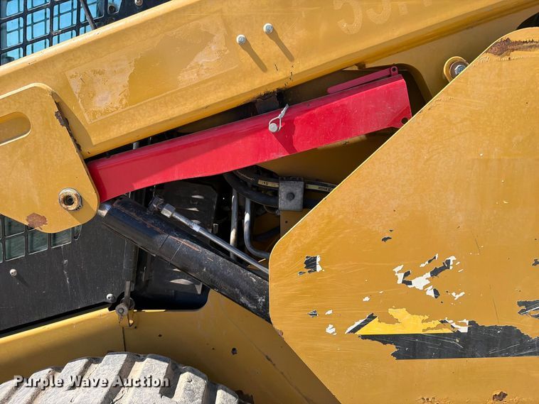 image for item FI0421 2018 Caterpillar 289D tracked skid steer loader