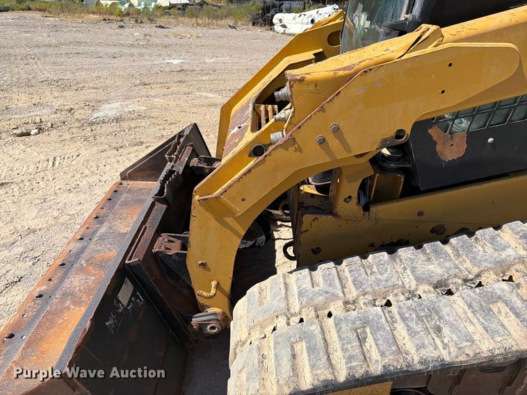 image for item FI0421 2018 Caterpillar 289D tracked skid steer loader