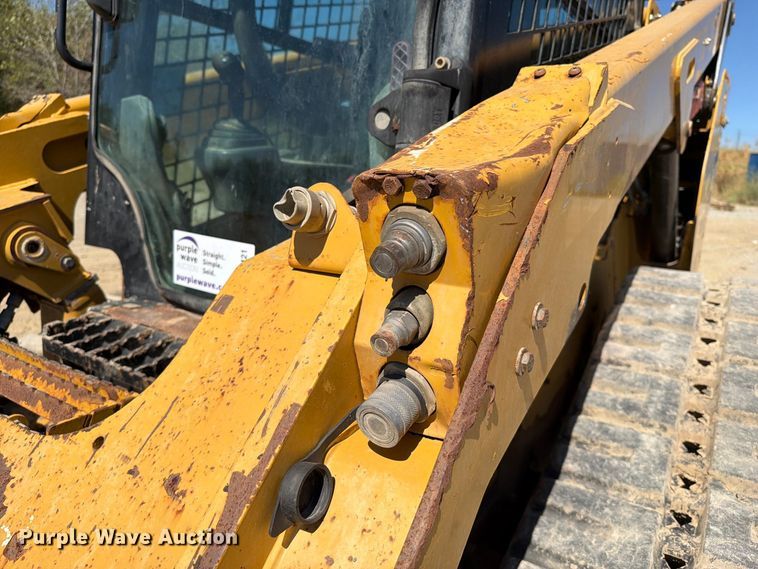 image for item FI0421 2018 Caterpillar 289D tracked skid steer loader