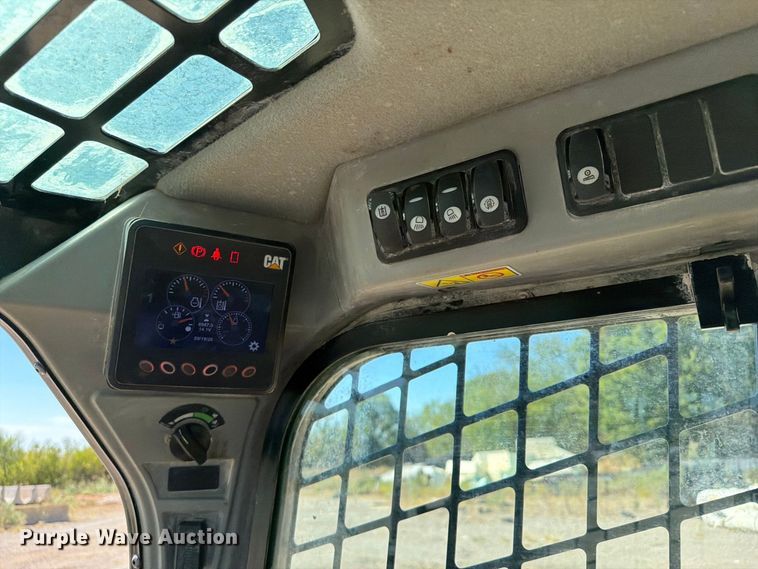 image for item FI0421 2018 Caterpillar 289D tracked skid steer loader