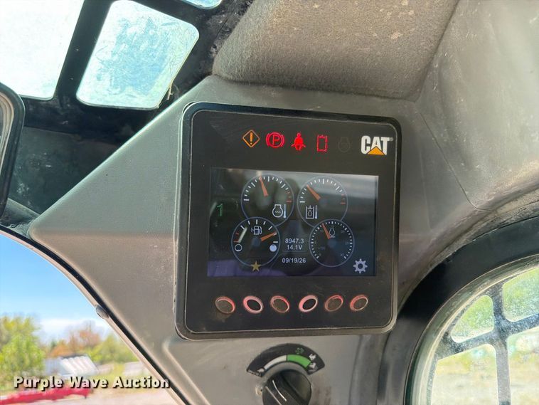 image for item FI0421 2018 Caterpillar 289D tracked skid steer loader