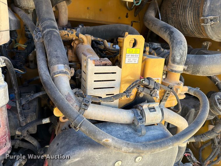 image for item FI0421 2018 Caterpillar 289D tracked skid steer loader