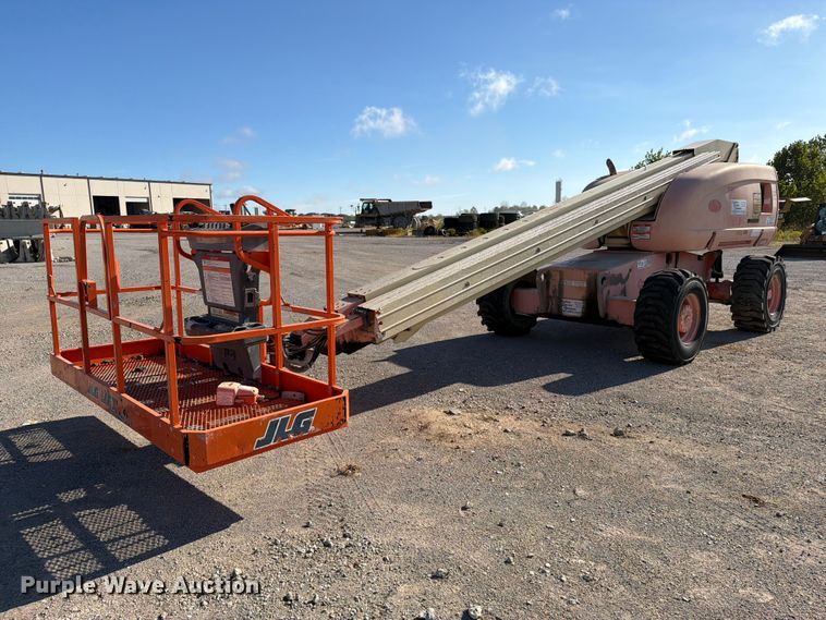 image for item FI0422 2000 JLG 600S boom lift