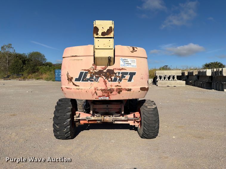 image for item FI0422 2000 JLG 600S boom lift