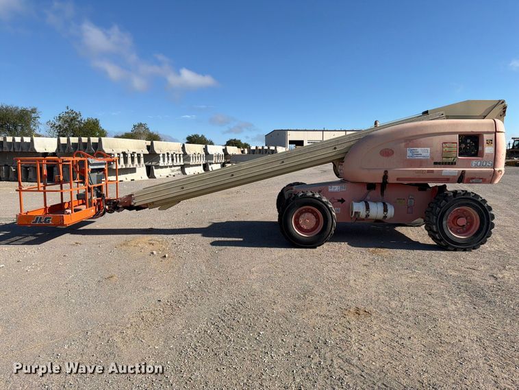 image for item FI0422 2000 JLG 600S boom lift