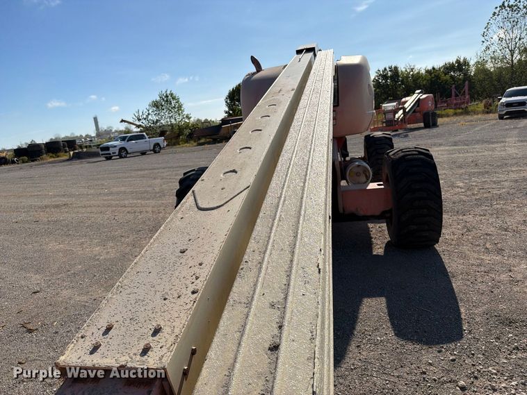 image for item FI0422 2000 JLG 600S boom lift