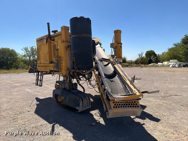 image for item FI0423 2001 Gomaco GT-3600 slipform paver