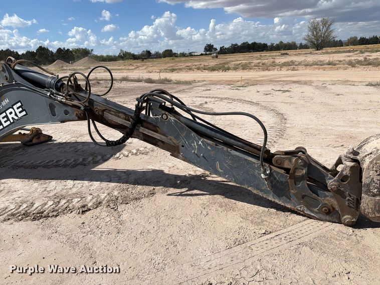 image for item FI2021 2010 John Deere 310J backhoe