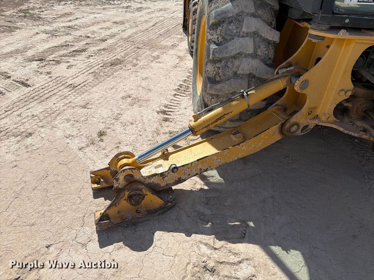 image for item FI2021 2010 John Deere 310J backhoe