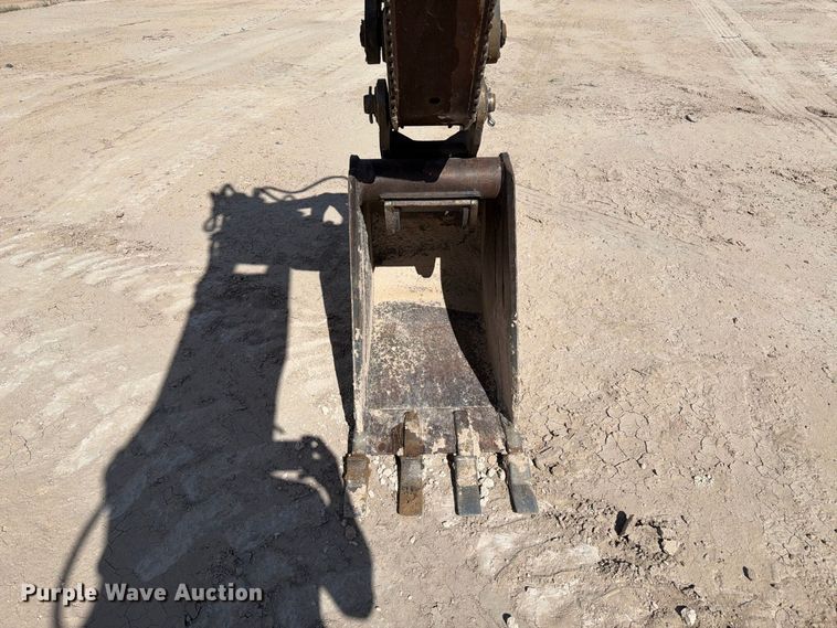 image for item FI2021 2010 John Deere 310J backhoe