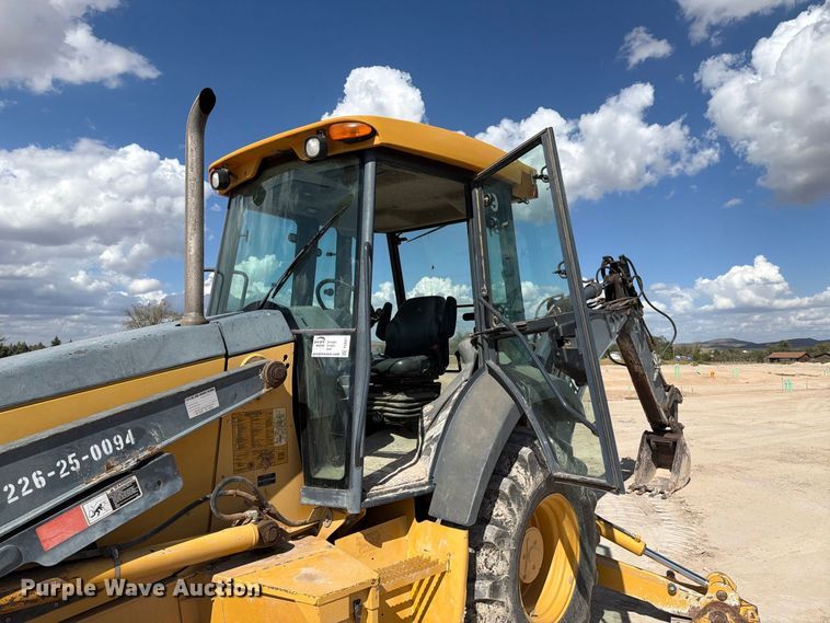 image for item FI2021 2010 John Deere 310J backhoe