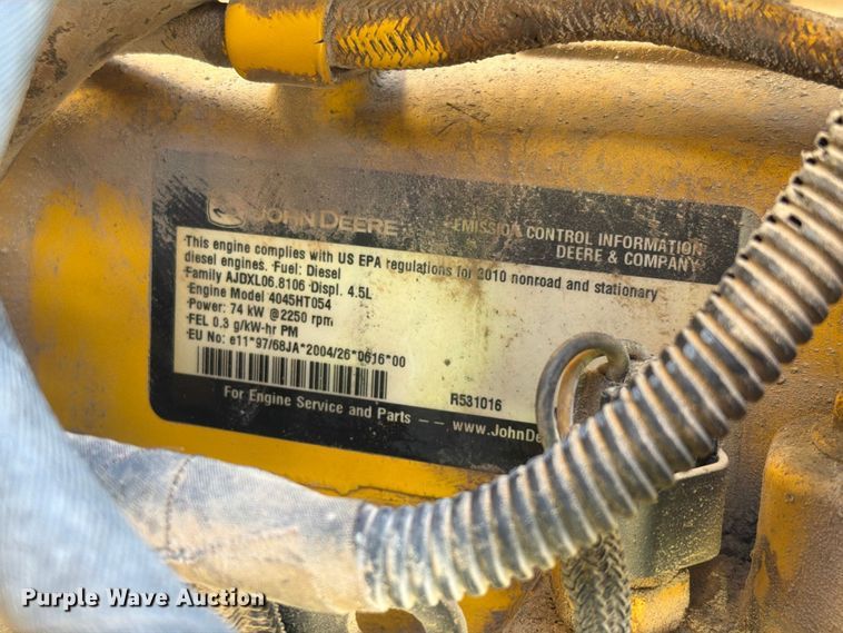 image for item FI2021 2010 John Deere 310J backhoe