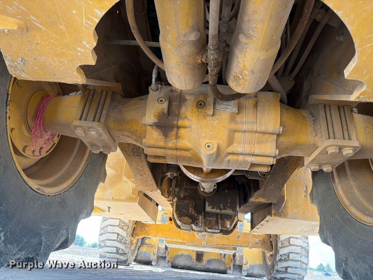 image for item FI2021 2010 John Deere 310J backhoe