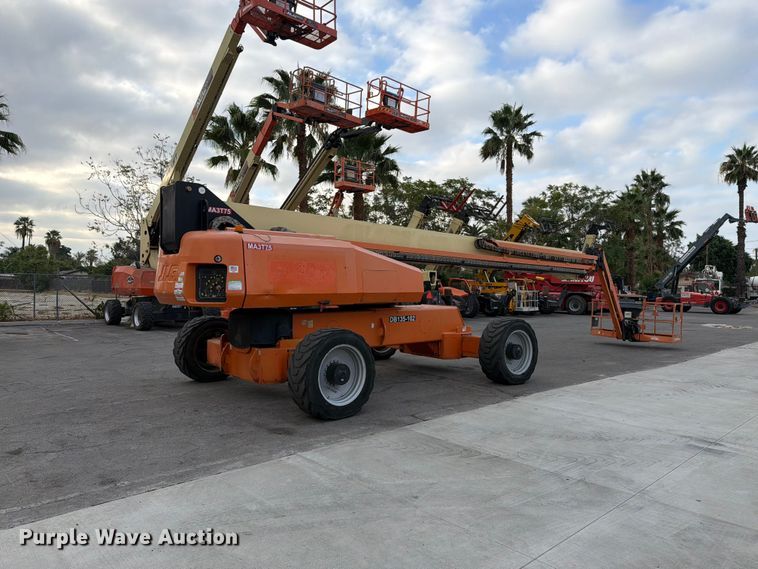 image for item FI2022 2014 JLG 1350SJP boom lift