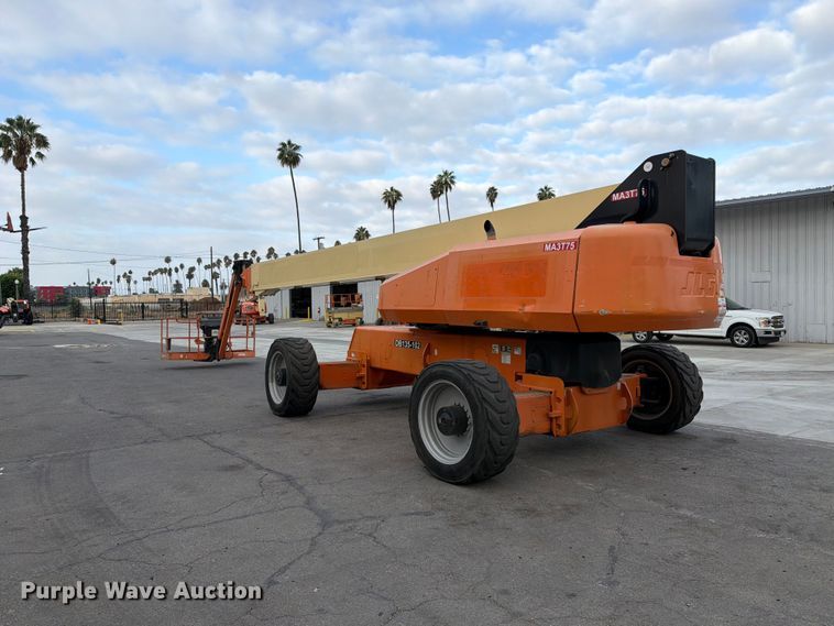 image for item FI2022 2014 JLG 1350SJP boom lift