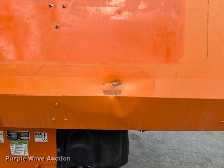 image for item FI2022 2014 JLG 1350SJP boom lift